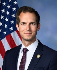 Portrait of Jake Auchincloss