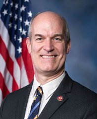 Portrait of Rick Larsen