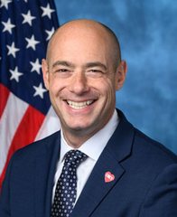 Portrait of Greg Landsman
