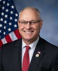 Portrait of Pete Stauber