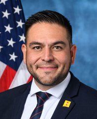Portrait of Gabe Vasquez