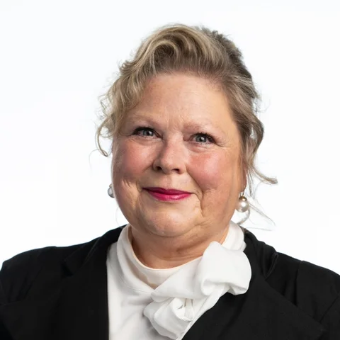 Portrait of Janet Moser