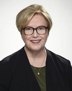 Portrait of Shelley Carroll